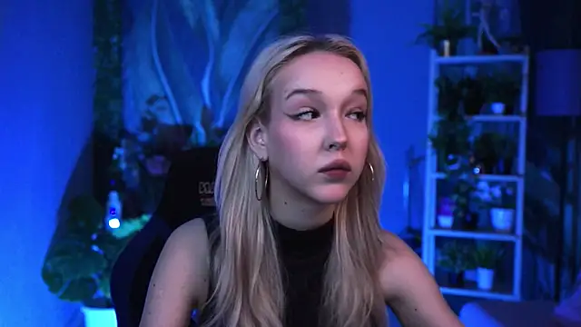 Snapshot of MaoqiBeverly chatting on February 23, 2026, 5:54 pm MaoqiBeverly online show from February 23, 2026, 5:54 pm