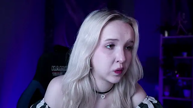 Snapshot of MaoqiBeverly chatting on February 28, 2026, 2:34 am MaoqiBeverly online show from February 28, 2026, 2:34 am