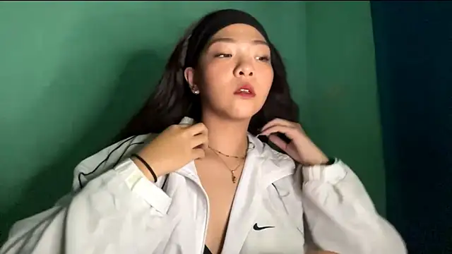 TerisaYellow online show from February 17, 2026, 1:07 pm