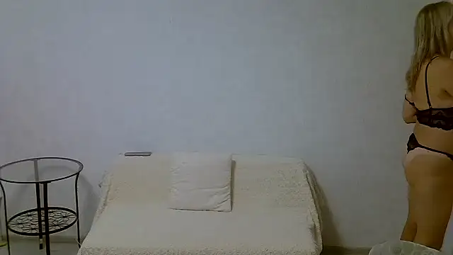 Opaldream online show from July 28, 2026, 6:31 pm