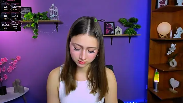 Snapshot of arianaa_cat chatting on May 19, 2026, 6:47 pm arianaa cat online show from May 19, 2026, 6:47 pm