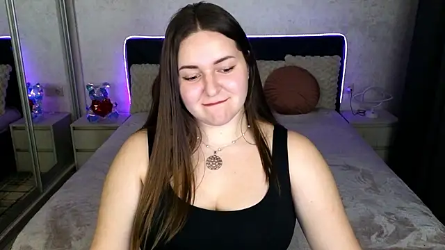 Eva Luxx online show from February 28, 2026, 10:55 pm