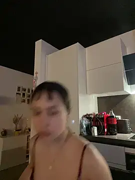 Just-Lilly online show from March 10, 2026, 12:15 am