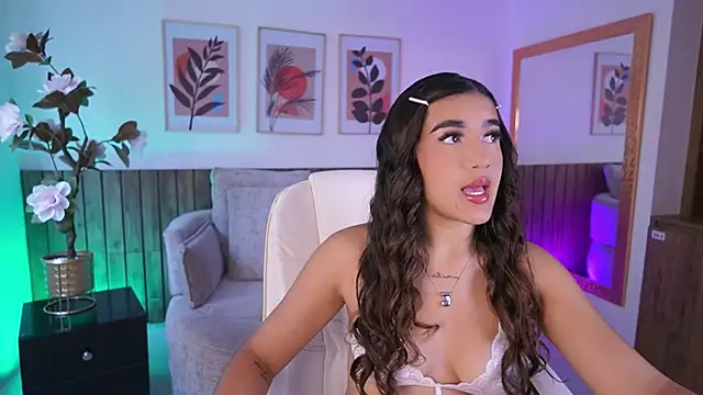IvyGrabes online show from May 22, 2026, 7:08 pm