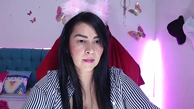 hotsweet-69 online show from May 24, 2026, 6:40 am