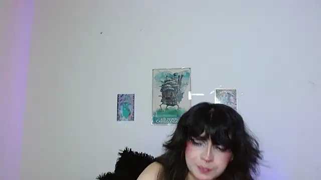 miadavisXXX online show from April 18, 2026, 7:51 pm