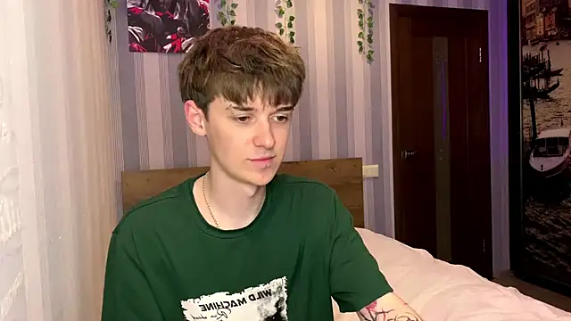 Sweet Dude online show from April 1, 2026, 5:32 pm