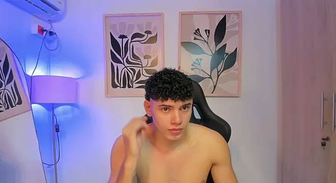 Snapshot of justin_payn14 chatting on June 10, 2026, 12:26 pm justin payn14 online show from June 10, 2026, 12:26 pm