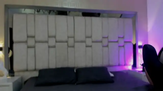 Snapshot of ValeryCooper18 chatting on February 3, 2026, 8:03 pm ValeryCooper18 online show from February 3, 2026, 8:03 pm