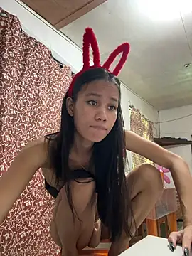 TransHotAndSlim online show from July 26, 2026, 4:31 am
