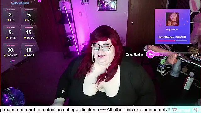 Snapshot of RileySynn chatting on August 7, 2026, 12:40 pm RileySynn online show from August 7, 2026, 12:40 pm