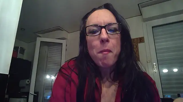 Snapshot of FITGIRL-MAEVA chatting on February 3, 2026, 7:08 pm FITGIRL-MAEVA online show from February 3, 2026, 7:08 pm