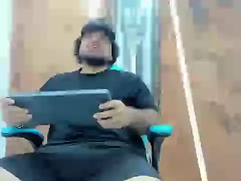 Snapshot of Chris_Evans22 chatting on March 1, 2026, 7:49 pm Chris Evans22 online show from March 1, 2026, 7:49 pm