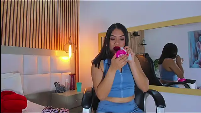 Snapshot of Georgia_Vega chatting on February 20, 2026, 7:25 pm Georgia Vega online show from February 20, 2026, 7:25 pm