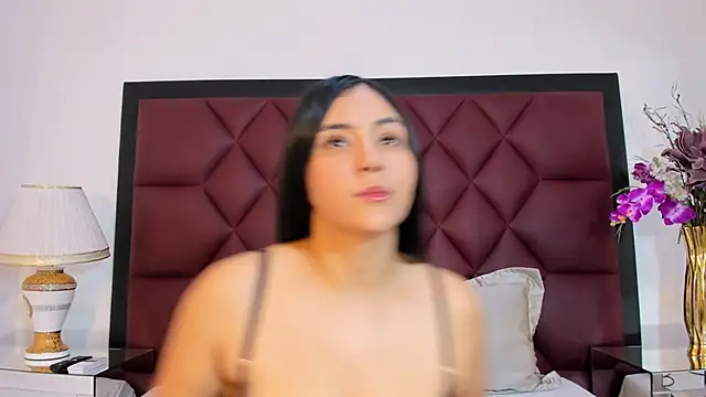 Snapshot of AlisonLamer chatting on March 16, 2026, 5:06 pm AlisonLamer online show from March 16, 2026, 5:06 pm