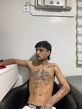 Snapshot of ruffvip chatting on February 10, 2026, 12:37 am ruffvip online show from February 10, 2026, 12:37 am