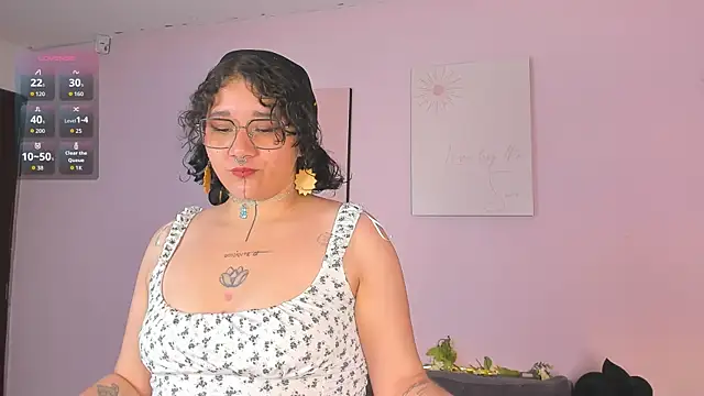 Snapshot of Sylvara_bx chatting on April 29, 2026, 11:47 am Sylvara bx online show from April 29, 2026, 11:47 am
