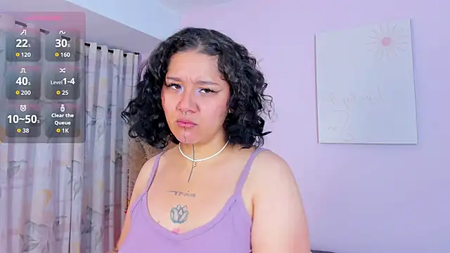 Snapshot of Sylvara_bx chatting on June 19, 2026, 12:09 pm Sylvara bx online show from June 19, 2026, 12:09 pm
