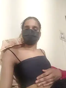 Snapshot of Nizma450 chatting on February 9, 2026, 3:43 am Nizma450 online show from February 9, 2026, 3:43 am