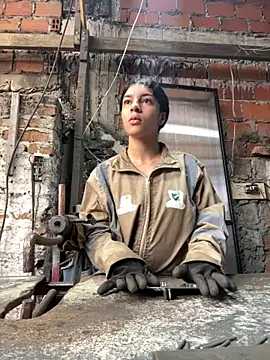 NaniBlossomX online show from February 11, 2026, 3:28 pm