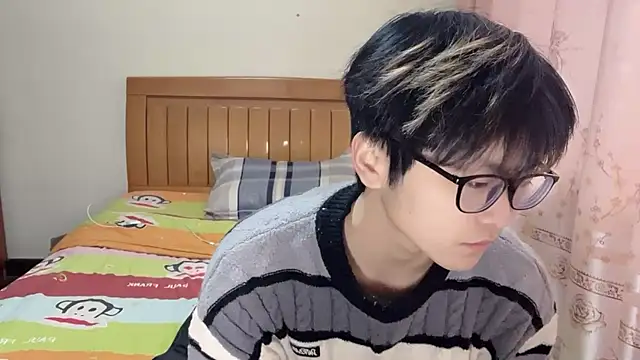 zijunzbzs online show from February 12, 2026, 8:53 am