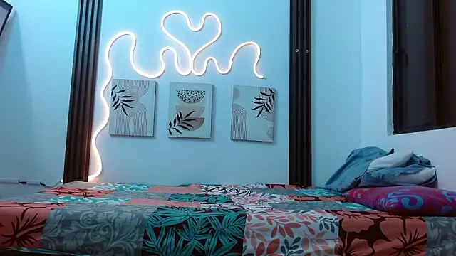 Snapshot of Miss_Merrie chatting on February 26, 2026, 9:19 am Miss Merrie online show from February 26, 2026, 9:19 am