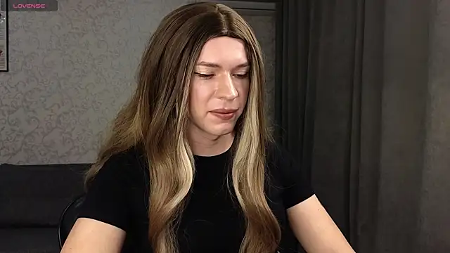 Snapshot of Anna_inHear chatting on May 3, 2026, 2:34 pm Anna inHear online show from May 3, 2026, 2:34 pm