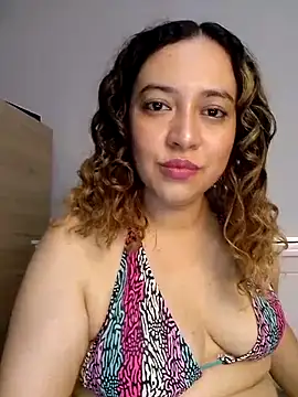 Snapshot of risitos23 chatting on June 28, 2026, 2:39 am risitos23 online show from June 28, 2026, 2:39 am