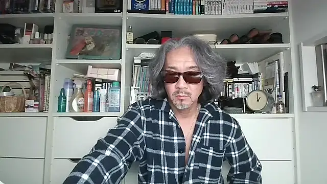 MtaS1 online show from April 5, 2026, 3:53 pm