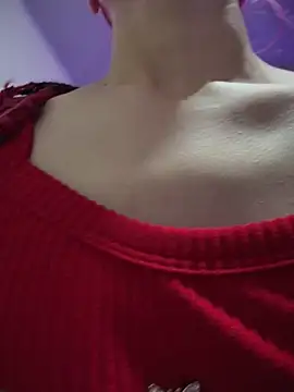 Snapshot of Maaddy_LS chatting on February 4, 2026, 7:42 pm Maaddy LS online show from February 4, 2026, 7:42 pm