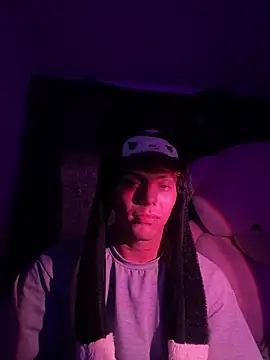 Snapshot of Visael_Xavier chatting on February 8, 2026, 3:43 am Visael Xavier online show from February 8, 2026, 3:43 am