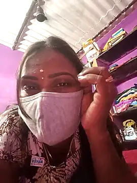 Snapshot of Tamil_Hot_Nisha chatting on March 3, 2026, 5:19 pm Tamil Hot Nisha online show from March 3, 2026, 5:19 pm