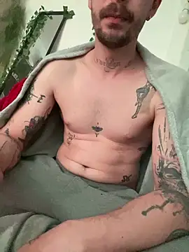 Snapshot of Piratee666 chatting on March 17, 2026, 12:48 am Piratee666 online show from March 17, 2026, 12:48 am