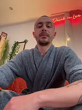 Snapshot of Piratee666 chatting on March 30, 2026, 7:31 am Piratee666 online show from March 30, 2026, 7:31 am