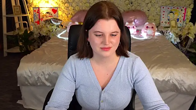 KristiFoxy online show from April 9, 2026, 7:08 pm