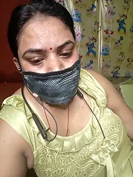 06Rozi online show from April 13, 2026, 4:40 am