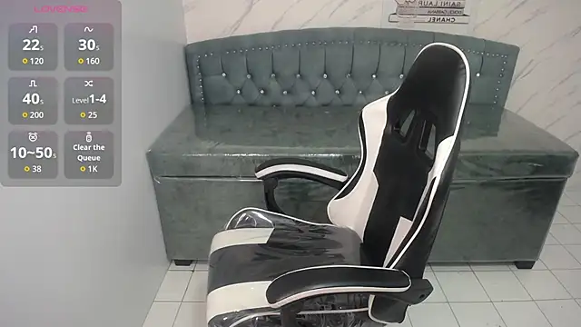 Snapshot of elizabeth_t_ chatting on July 17, 2026, 7:30 pm elizabeth t online show from July 17, 2026, 7:30 pm