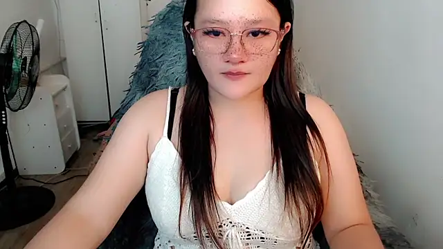 UrLovelyWetPussy online show from March 9, 2026, 9:24 am