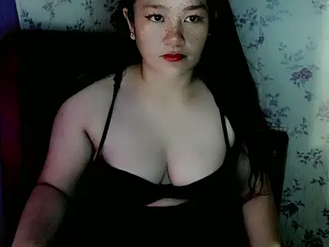 UrLovelyWetPussy online show from April 14, 2026, 11:16 am