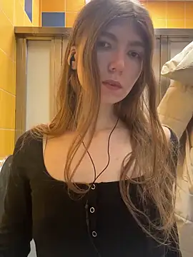 Bubble Chloe online show from February 21, 2026, 8:04 am