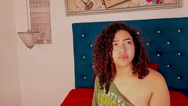 meganrousx online show from May 17, 2026, 7:32 pm