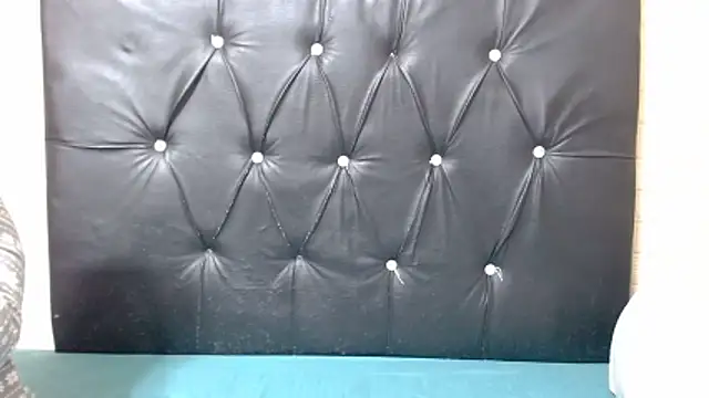 babyotria12 online show from May 10, 2026, 5:51 pm