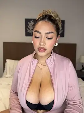 Maddy Beluci online show from July 24, 2026, 3:26 am