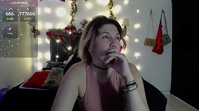 Sharma Amayra online show from March 26, 2026, 7:52 pm