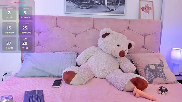 Celeste wang online show from April 15, 2026, 12:23 pm