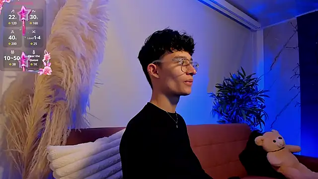 Patrick Howland  online show from March 8, 2026, 3:43 am