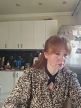 Snapshot of LanaBananaa_ chatting on May 13, 2026, 11:51 am LanaBananaa online show from May 13, 2026, 11:51 am