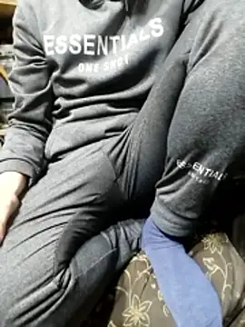 Aww21 online show from March 31, 2026, 7:58 pm