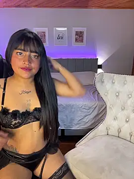 Annie Alicee online show from May 23, 2026, 4:55 pm