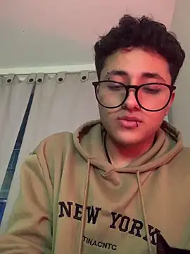 Snapshot of Adonibaskerville4 chatting on February 8, 2026, 12:03 am Adonibaskerville4 online show from February 8, 2026, 12:03 am